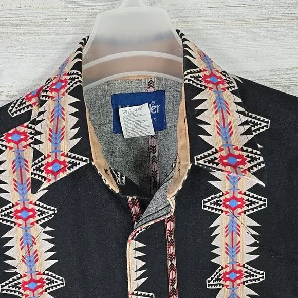 VINTAGE Wrangler Aztec Western Brushpopper Black Pearl Snap Shirt MEN'S MEDIUM.. - Picture 7 of 16